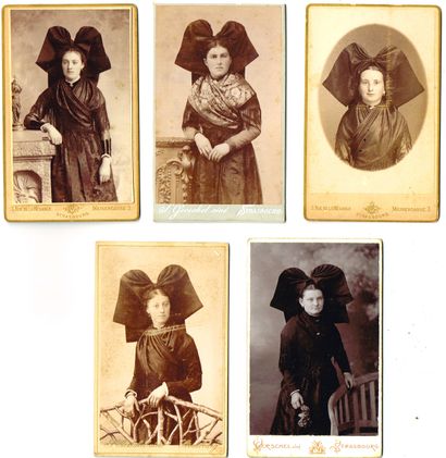 null ALSACE / Rare ensemble de 21 photographies originales XIX° de femmes alsaciennes...