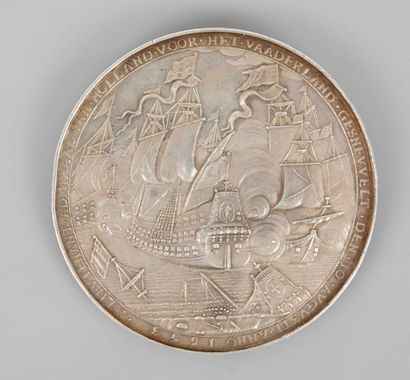 null PAYS BAS

Médaille commémorant la mort de l’amiral Marten van Tromp en 1653

Argent...