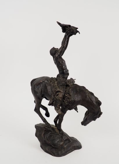 null 
Mc Cain (XXème siècle)

L'indien

Sujet en bronze à patine brune, signé sur...