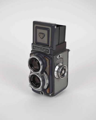 null Appareil photographique Rolleiflex 4x4 n°2057302 avec objectifs Schneider-Kreuznach...