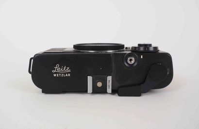 null Appareil photographique Leica CL n°1401144 (1974) sans objectif.