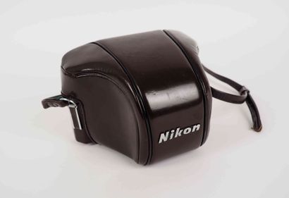 null Appareil photographique Nikon F Photomic noir n°6591939 avec objectif Nikkor-S...