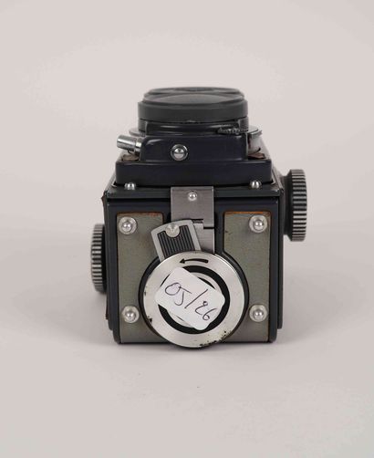 null Appareil photographique Rolleiflex 4x4 n°2057302 avec objectifs Schneider-Kreuznach...