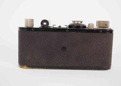 null Leica standard black camera n°102367 (1932) with Elmar 3.5/50 mm lens (case...