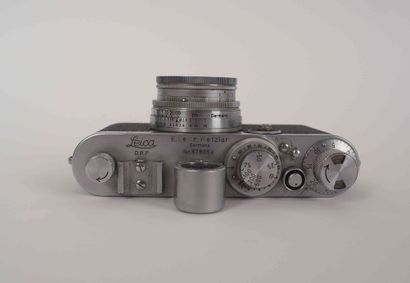 null Appareil photographique Leica IF n°578054 (1952, E. Leitz Wetzlar Germany) avec...