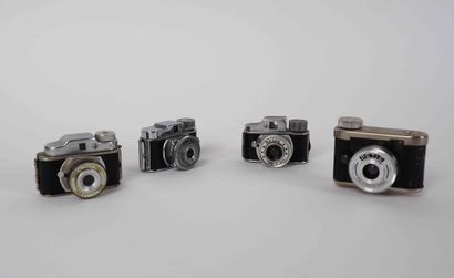 null Ensemble de quatre appareils photographiques miniatures : Beica, Mycro, Coly...