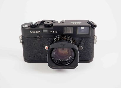 null Appareil photographique noir Leica M4-2 n°1528858 (1980) avec objectif Summicron-M...