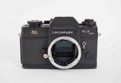null Appareil photographique Leicaflex SL 2 MOT noir n°1443882 (1976) sans objec...