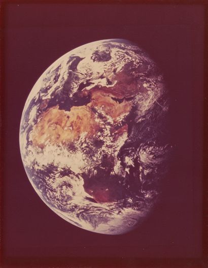 null Nasa. Historique vue de la Terre par la mission Apollo 11. Cette photographie...