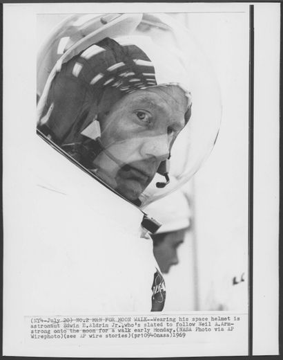null NASA. Misison Apollo 11. L'astronaute Edwin E. Aldrin en combinaison d'astronaute...