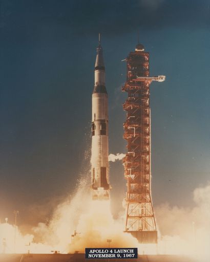 null NASA. Lancement d'Apollo 4 le 9 novembre 1967.Tirage chromogénique sur papier...