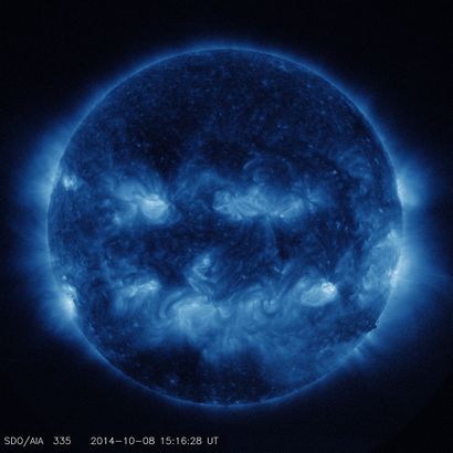 null Nasa. Impressive observation of the sun and in particular of its extreme ultraviolet...