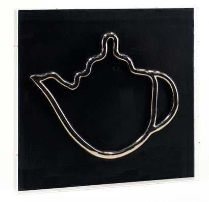 Giorgio LAVERI (ne en 1950) Mokart (platinum color on black background), 2016
Ceramic...