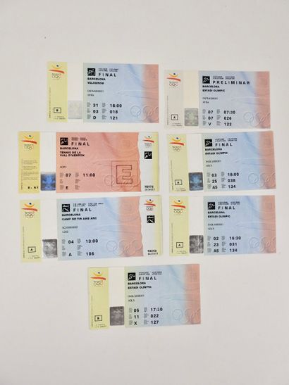 null Jeux Olympiques. Barcelone, été 1992/Affiches/Billets.. Trois ensembles officiels....