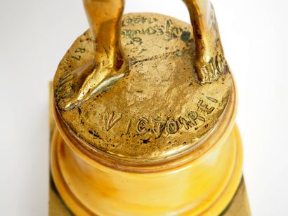 null Jeux Olympiques/Anvers, été 1920. Statuette récompense en bronze dorée pour...