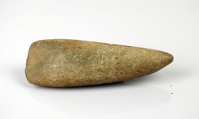 null Large very fine polished axe with label of ancient origin Ste Anne (Loir et...