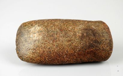 null Polished axe with slight constriction, from an oral provenance Ile de Ré (Charentes)

Stone...