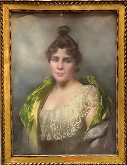 null 
Edouard d'Oteman




Portrait de femme au chignon




Pastel sur papier sigfné...