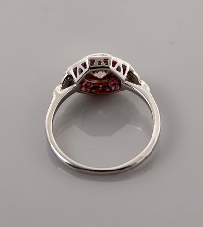 null Ring in white gold, 750 MM, centered on a diamond weighing 1.06 carat set in...