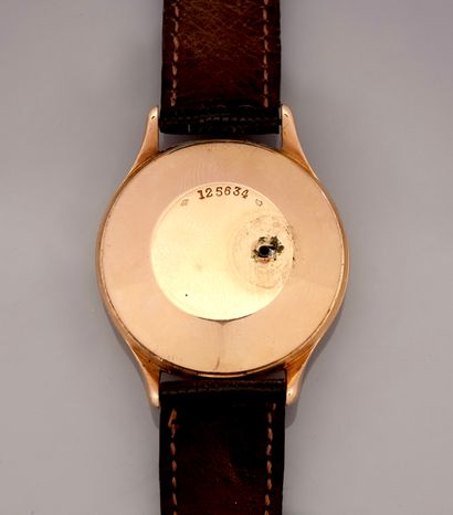 null 
"Jaeger LeCoultre

Futurmatic

Amazing and rare 18K yellow gold city watch...