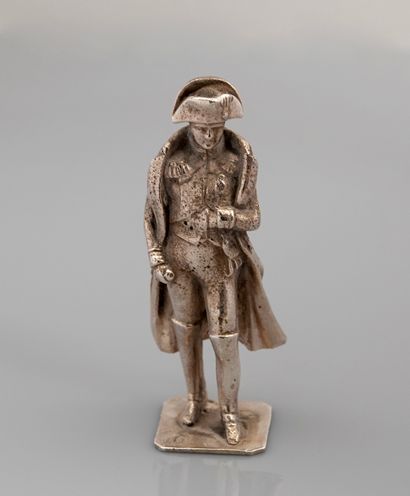 null Statuette représentant Napoléon en, argent 925 MM, hauteur 8,8 cm, poinçon Minerve,...