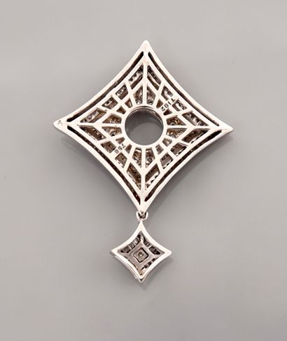 null Pendant in white gold, 750 MM, covered with baguette and round diamonds, empty...