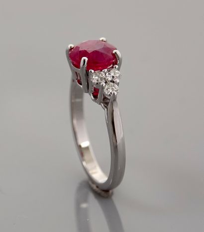 null White gold ring, 750 MM, set with a round ruby weighing 2.52 carats certified...