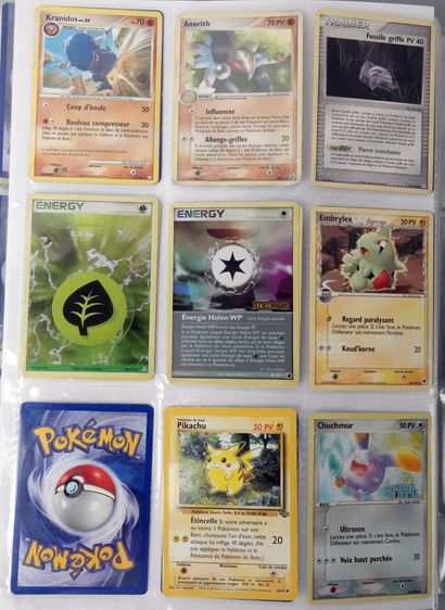 null POKEMON
Collection of pokémon cards in two albums, dt Firecracker Secret Wonders...