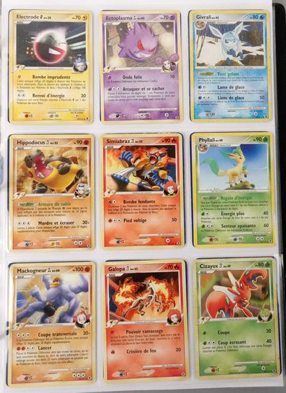 null EMERGING RIVALS
Platinum Block
Set of 56 pokemon cards including many rare cards
Good...