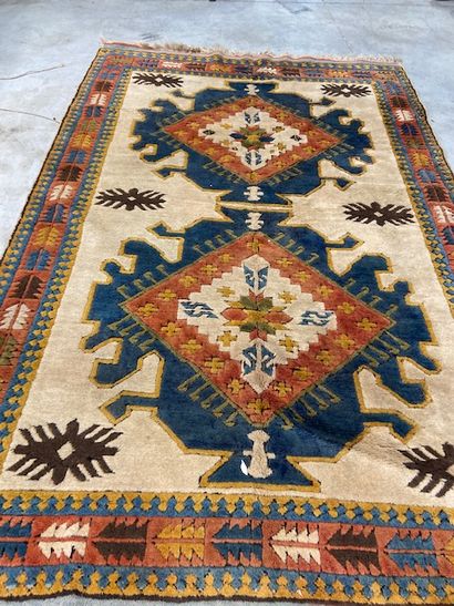 Kars carpet (warp, weft and wool pile), Turkey,...