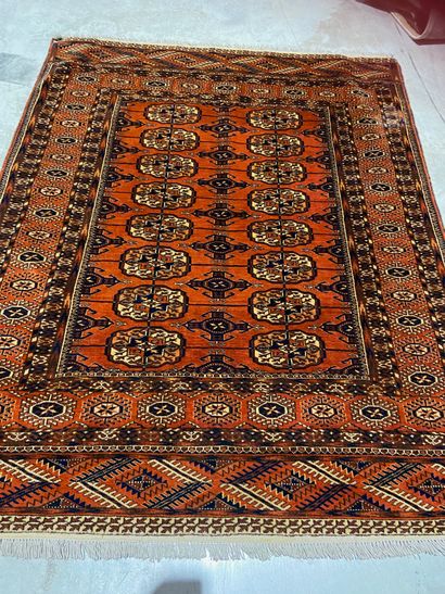Turkmen carpet (warp, weft and wool pile),...