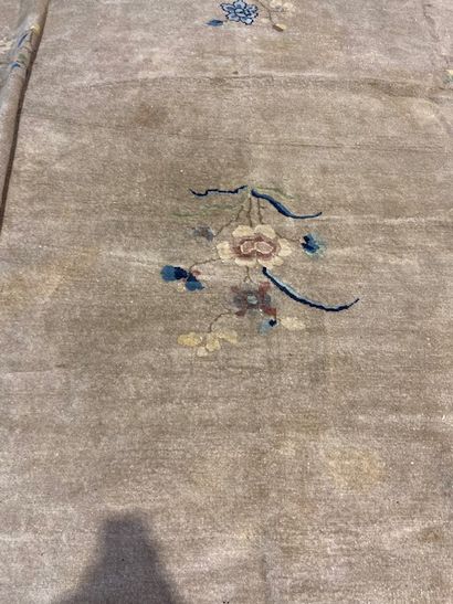 null Chinese carpet (cotton warp and weft, wool pile), probably knotted in the region...