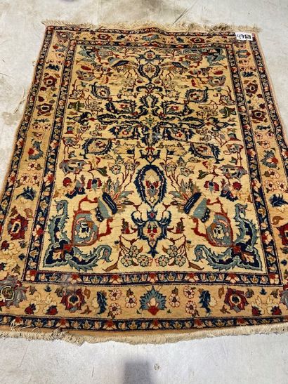 null Tapis Tebriz (chaîne et trame en coton, velours en laine), Nord-ouest de la...