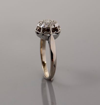 null Ring in white gold, 750 MM, covered with diamonds simulating a central stone...
