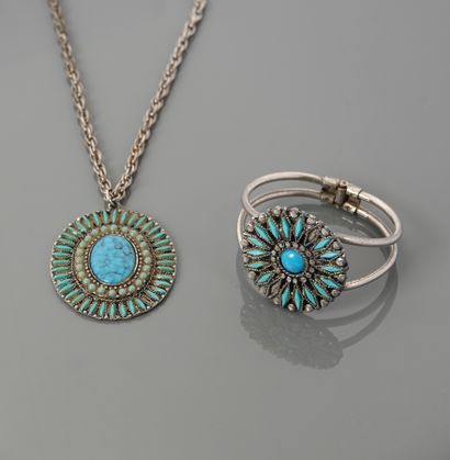 null Lot : Bracelet, chaîne, pendentif 5,5 x 5 cm, métal ornements couleur turquoise,...
