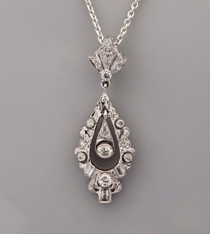 null Chain and pendant in white gold, 750 MM, decorated with diamonds totaling 0.50...