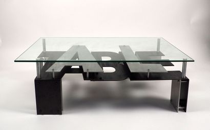 null Stéphane CIPRE (né en 1968)
Table, 2007
Table basse en acier et fonte d'aluminium
Signée,...