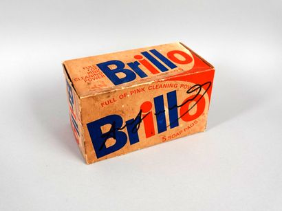 null Andy Warhol, after
Box Brillo 5 soap pads
Bears a signature
7 x 12,5 x 6,5 cm
Stains,...