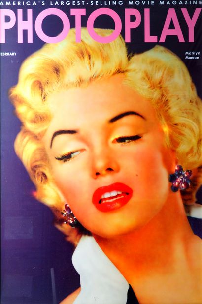 null Photoplay luminous panel with the effigy of Marylin Monroe
88 x 58 cm
Works