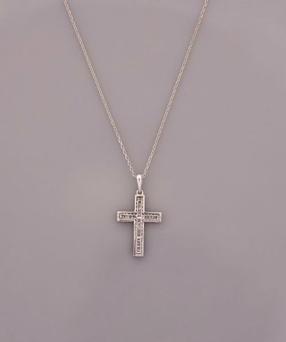 null Chain and pendant cross in white gold, 750 MM, highlighted with trapeze and...