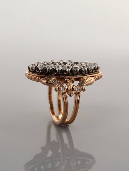 null Marquise ring in yellow gold 750MM and silver 925 MM, generously covered with...
