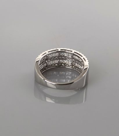 null Ring in white gold, 750 MM, covered with baguette-cut and brilliant-cut diamonds...