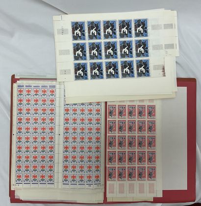 null Set of stamps of France, classical, semi-modern and modern periods including...