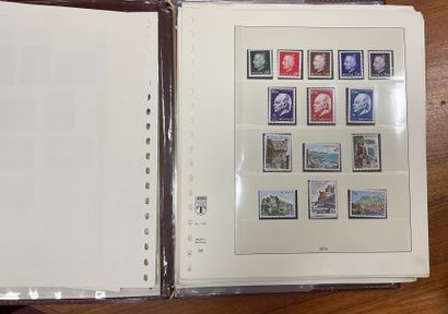 null Stamps of the French colonies including Monaco with facies + Colonial series...