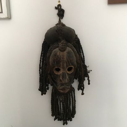 null Lot de dix masques d’Afrique et de Papouasie-Nouvelle-Guinée 
Diverses cultures...