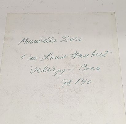 null Mirabelle DORS (1913-1999)
Sans titre (visage)
Pastel sur papier Canson à grains
Signé...