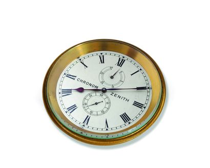 ZENITH Chronomètre de bord - Oversize
Montre chronomètre en laiton doré à mouvement...