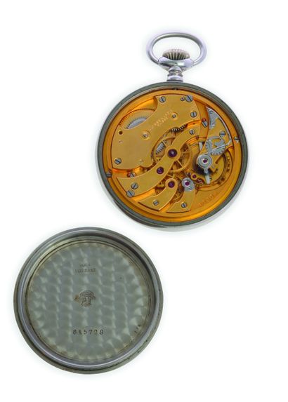 ULYSSE NARDIN Ministry of War
Steel pocket watch with mechanical movement - Round...