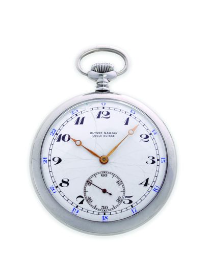 ULYSSE NARDIN Classic
900 thousandths silver pocket watch with mechanical movement...
