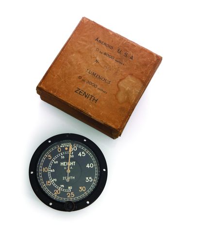ZENITH Altimeter - USA 2159
Mechanical measuring instrument produced by
Zenith during...